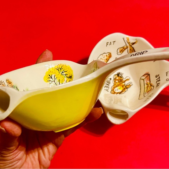 Vintage Ceramic Gravy Ladle & Separator Japan w cute graphics 2 pc Kitchen Kitch - Picture 2 of 10